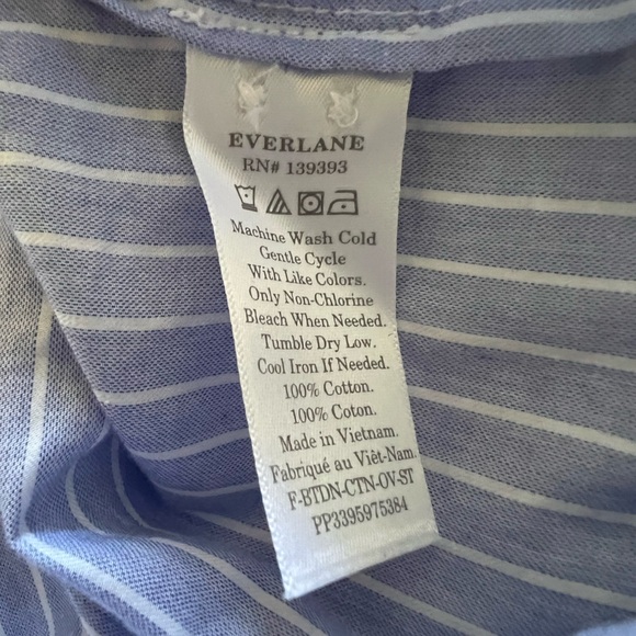 Everlane Silky Cotton Relaxed Shirt - Picture 4 of 6